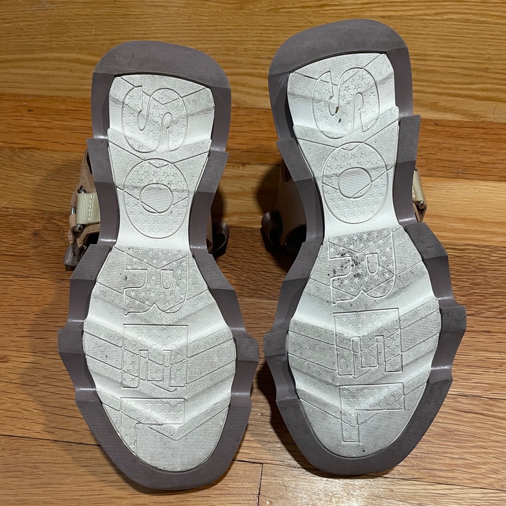 Sorel Kinetic Tan and Brown Women's Sandals - Picture 3 of 7